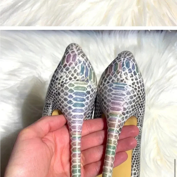 STEVE MADDEN NALA IRIDESCENT SNAKE PRINT PLATFORM HEELS SIZE 8 - Picture 3 of 7